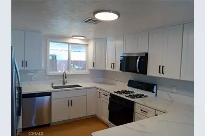 822 S Palm Avenue, Hemet, CA 92543 - Photo 6
