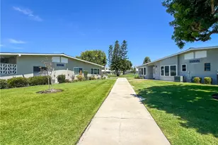 1621 Monterey Rd M2-19G, Seal Beach, CA 90740 - Photo 4