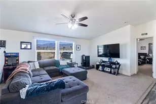 2876 Goss, Phelan, CA 92371 - Photo 14