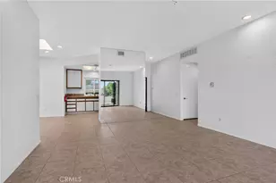 28862 Isleta Ct, Cathedral City, CA 92234 - Photo 4