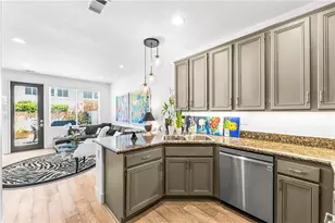 7651 Park Field Cir, Huntington Beach, CA 92648 - Photo 20