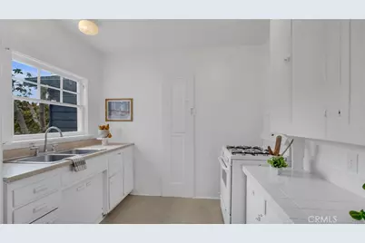 207 W Buffalo Avenue, Santa Ana, CA 92706 - Photo 40