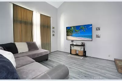 855 Blossomcreek, Corona, CA 92878 - Photo 14