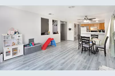 855 Blossomcreek, Corona, CA 92878 - Photo 8