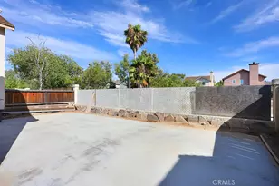 855 Blossomcreek, Corona, CA 92878 - Photo 34