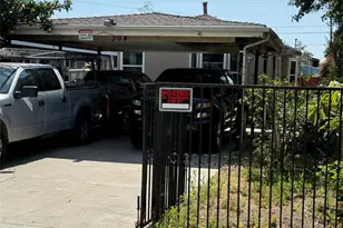 304 N Susan St, Santa Ana, CA 92703 - Photo 1