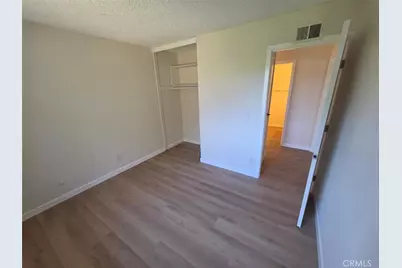 2511 W Sunflower Avenue #J7, Santa Ana, CA 92704 - Photo 8