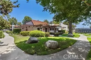 17572 Vandenberg Ln, Tustin, CA 92780 - Photo 16