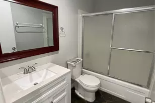 17572 Vandenberg Ln, Tustin, CA 92780 - Photo 8