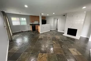 17572 Vandenberg Ln, Tustin, CA 92780 - Photo 18
