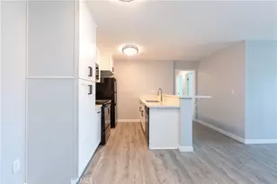 5585 E Pacific Coast, Long Beach, CA 90804 - Photo 8