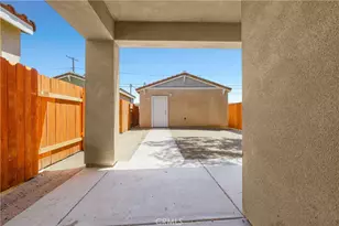 244 W N St, Colton, CA 92324 - Photo 18