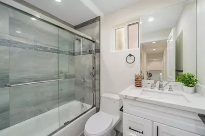 4860 Buchanan, Los Angeles, CA 90042 - Photo 24