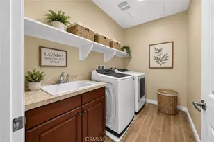 2841 Villa Catalonia Ct, Corona, CA 92881 - Photo 22