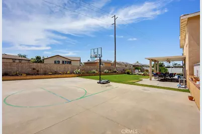 33973 Wintergreen Place, Murrieta, CA 92563 - Photo 14