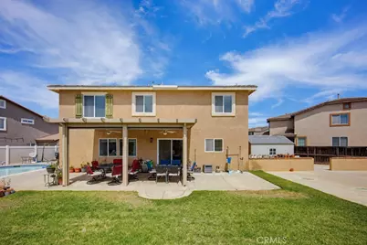 33973 Wintergreen Place, Murrieta, CA 92563 - Photo 16