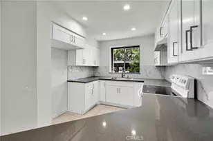 25269 Pine Creek Ln, Wilmington, CA 90744 - Photo 18