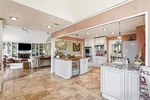 858 S Bluebird Cir, Anaheim Hills, CA 92807 - Photo 10