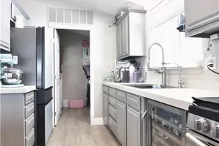 9850 Garfield Ave, Huntington Beach, CA 92646 - Photo 6