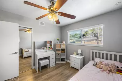 1800 W Gramercy #14, Anaheim, CA 92801 - Photo 24