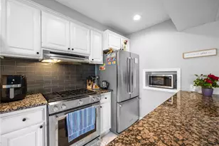 1800 W Gramercy, Anaheim, CA 92801 - Photo 8