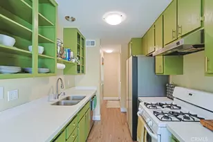 26037 Via Pera, Mission Viejo, CA 92691 - Photo 8