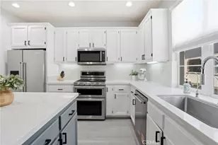 4428 Owens St, Corona, CA 92883 - Photo 8