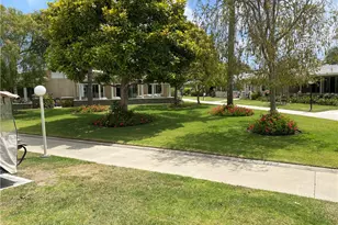 1701 Tam Oshanter Rd M12-11D, Seal Beach, CA 90740 - Photo 28