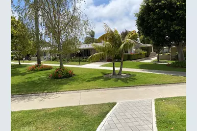 1701 Tam Oshanter Rd M12-11D, Seal Beach, CA 90740 - Photo 4
