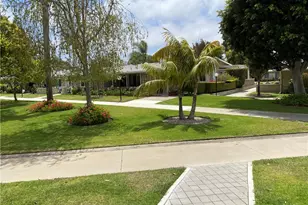 1701 Tam Oshanter Rd M12-11D, Seal Beach, CA 90740 - Photo 4