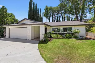 15369 Violetlane Way, Canyon Country, CA 91387 - Photo 2