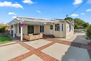 2000 N Britton, Long Beach, CA 90815 - Photo 6