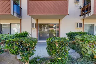 5585 E Pacific Coast Hwy, Long Beach, CA 90804 - Photo 28