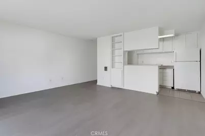 5585 E Pacific Coast Highway #107, Long Beach, CA 90804 - Photo 2