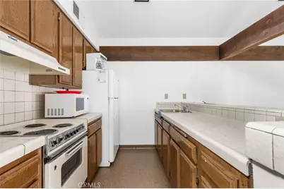 2298 Rose Avenue #403, Signal Hill, CA 90755 - Photo 48