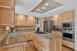 2740 Cardinal Dr, Costa Mesa, CA 92626 - Photo 14