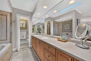 2740 Cardinal Dr, Costa Mesa, CA 92626 - Photo 34
