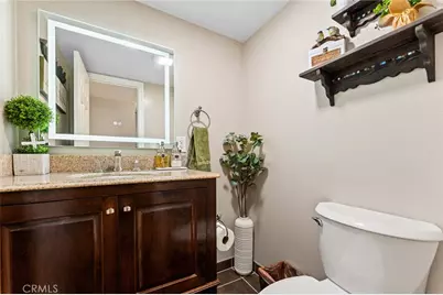 10332 Washington, South Gate, CA 90280 - Photo 16