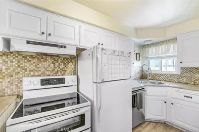770 W Imperial Avenue #71, El Segundo, CA 90245 - Photo 4
