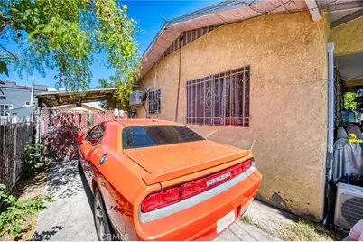 9621 Defiance Avenue, Los Angeles, CA 90002 - Photo 2