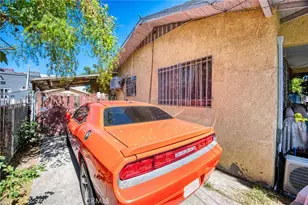 9621 Defiance Ave, Los Angeles, CA 90002 - Photo 2