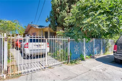9621 Defiance Avenue, Los Angeles, CA 90002 - Photo 14