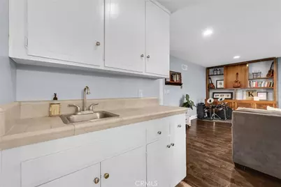745 E Barkley Avenue, Orange, CA 92867 - Photo 16