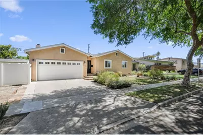 2784 Vuelta Grande, Long Beach, CA 90815 - Photo 2