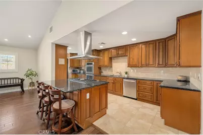 2784 Vuelta Grande, Long Beach, CA 90815 - Photo 12