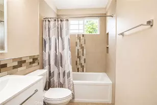 17472 Waal Cir, Huntington Beach, CA 92647 - Photo 16