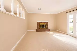 17472 Waal Cir, Huntington Beach, CA 92647 - Photo 4