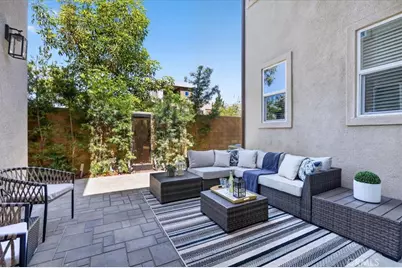 170 Chorus, Irvine, CA 92618 - Photo 18