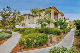 170 Chorus, Irvine, CA 92618 - Photo 2