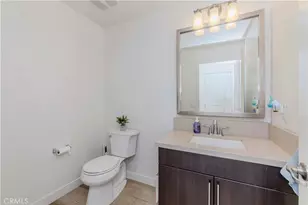 9213 Sunshine Pl, Downey, CA 90240 - Photo 14